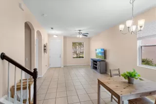 Photo #5: O6400770 Listing 