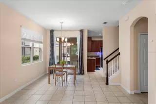 Photo #6: O6400770 Listing 