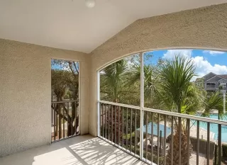 Photo #6: O6400921 Listing 