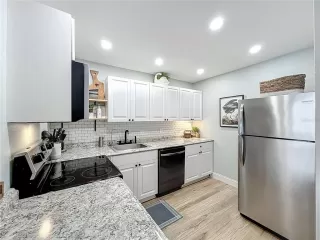 Photo #6: O6400996 Listing 