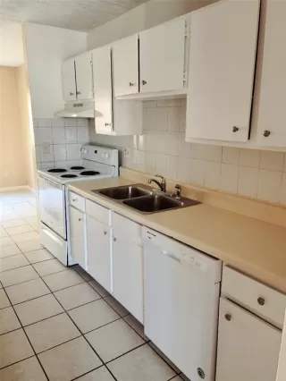 Photo #4: O6401022 Listing 