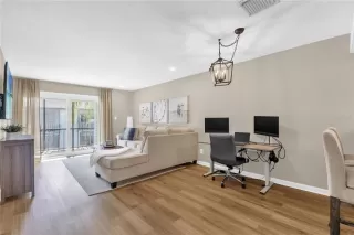 Photo #5: O6401067 Listing 