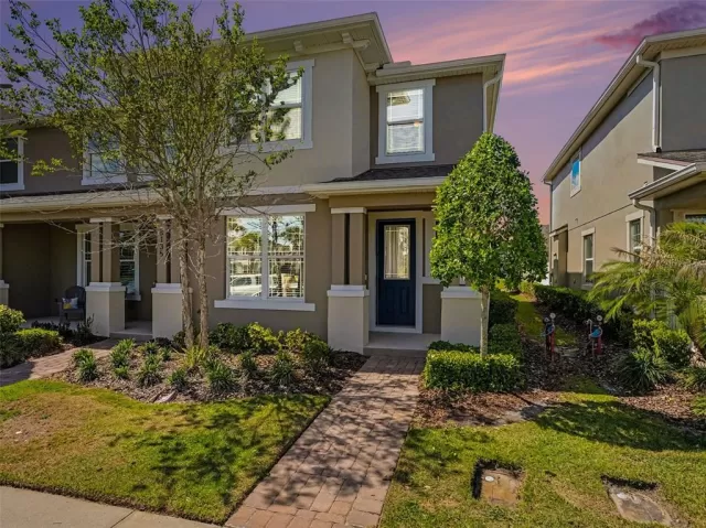 MLS: O6401071 Condo For Sale