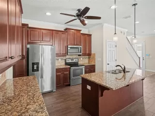 Photo #2: O6401071 Listing 