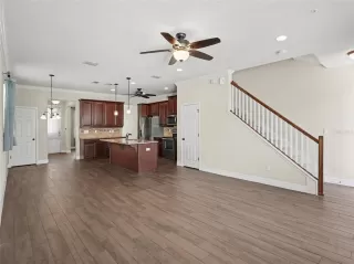 Photo #5: O6401071 Listing 