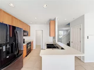 Photo #3: O6401095 Listing 