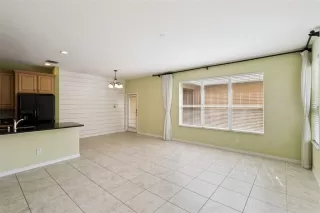 Photo #5: O6401109 Listing 