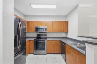 Photo #6: O6401122 Listing 