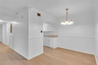 Photo #1: O6401142 Listing