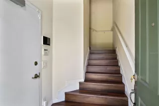 Photo #1: O6401271 Listing 