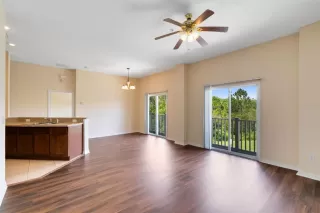 Photo #3: O6401271 Listing 