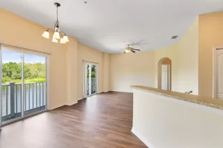 Photo #4: O6401271 Listing 