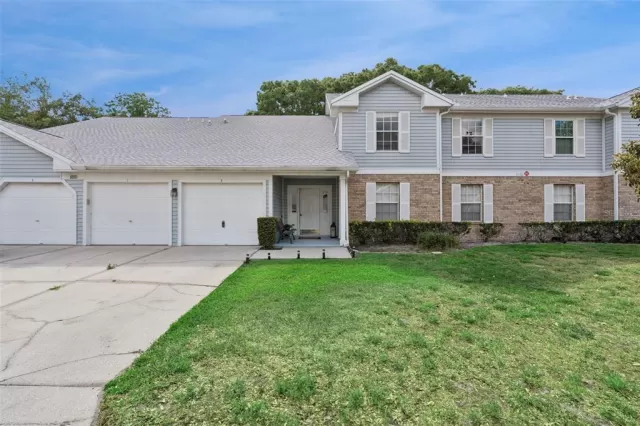 MLS: O6401368 Condo For Sale