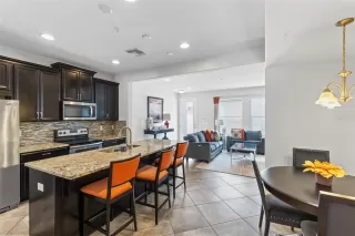 Photo #2: O6401388 Listing 