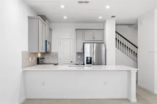 Photo #3: O6401571 Listing 