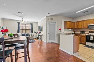 Photo #6: O6401713 Listing 