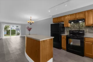 Photo #6: O6401802 Listing 