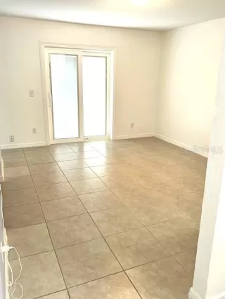 Photo #3: O6401851 Listing 