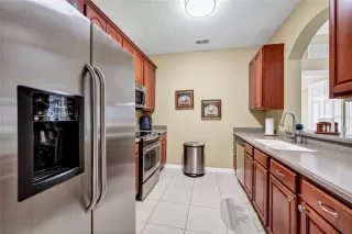 Photo #6: O6402013 Listing 