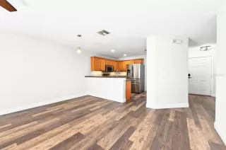 Photo #6: O6402088 Listing 