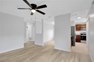 Photo #4: O6402095 Listing 