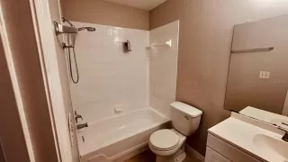 Photo #2: O6402275 Listing