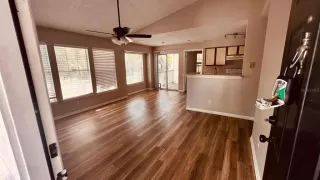 Photo #6: O6402275 Listing
