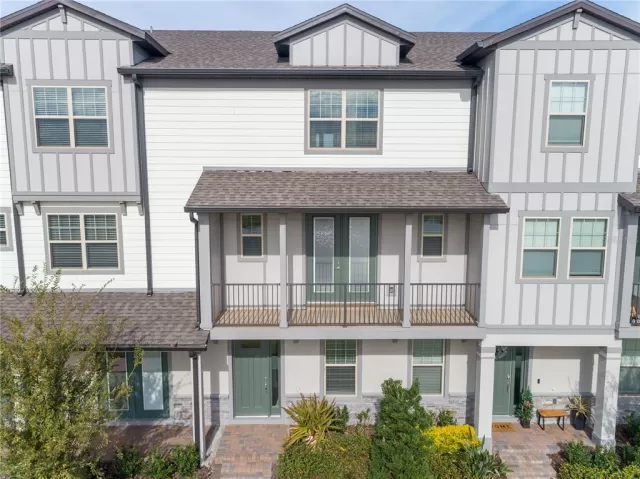 MLS: O6402299 Condo For Sale