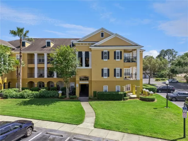 MLS: O6402394 Condo For Sale