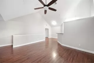 Photo #3: O6402435 Listing 