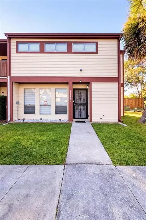 MLS: O6402468 Condo For Sale