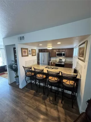 Photo #3: O6402468 Listing 