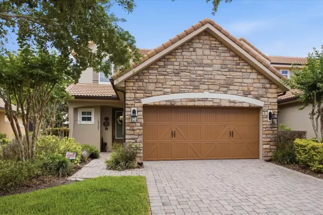 MLS: O6402544 Condo For Sale