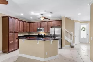 Photo #5: O6402544 Listing 