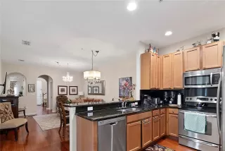 Photo #3: O6402725 Listing 