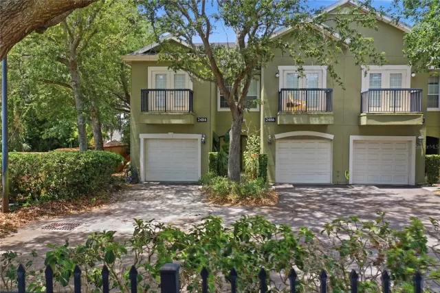MLS: O6402748 Condo For Sale