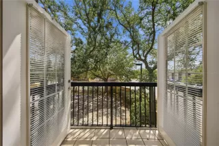 Photo #1: O6402748 Listing 