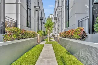 Photo #4: O6402982 Listing 