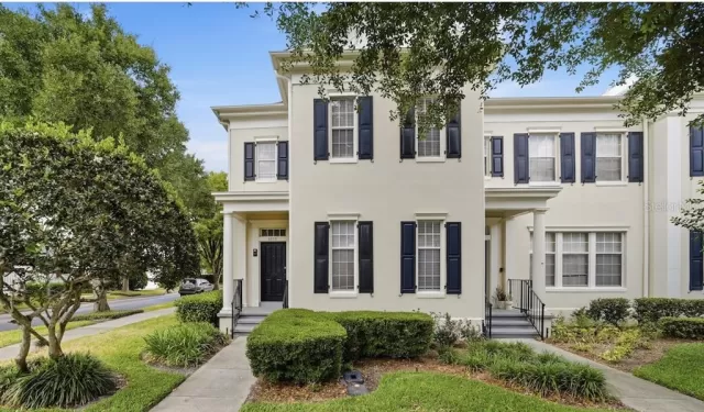 MLS: O6402987 Condo For Sale