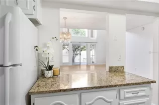 Photo #2: O6403104 Listing 