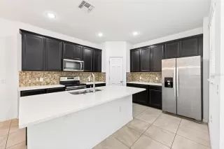 Photo #3: O6403112 Listing 