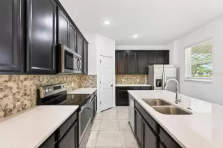 Photo #4: O6403112 Listing 