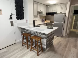 Photo #5: O6403118 Listing 