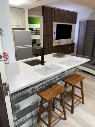 Photo #6: O6403118 Listing 