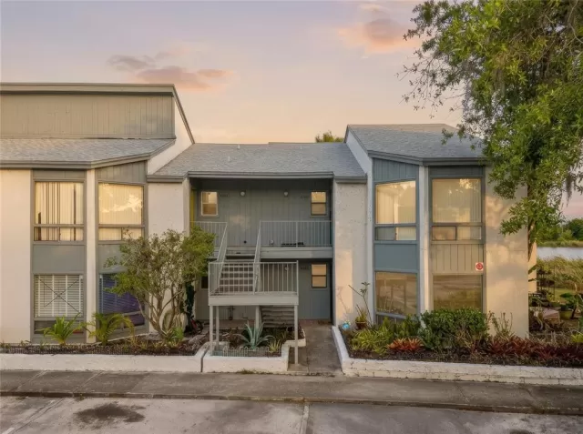 MLS: O6403161 Condo For Sale