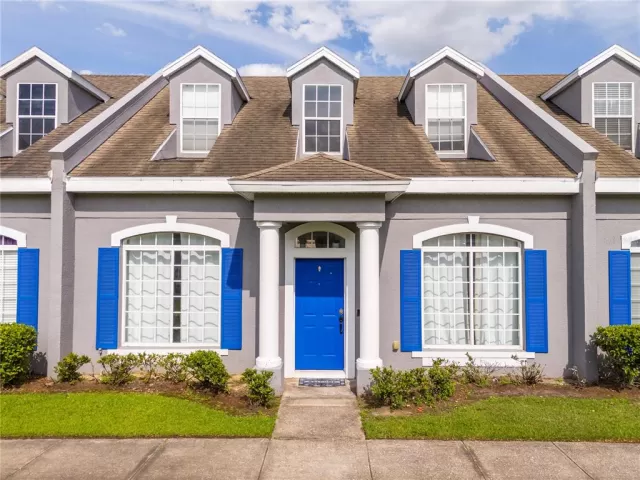 MLS: O6403353 Condo For Sale