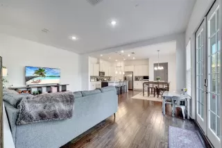 Photo #5: O6403392 Listing 