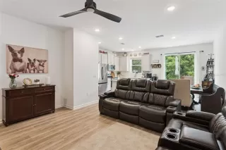 Photo #5: O6403692 Listing 