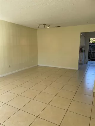 Photo #6: O6403841 Listing 