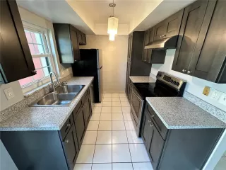 Photo #4: O6403912 Listing 
